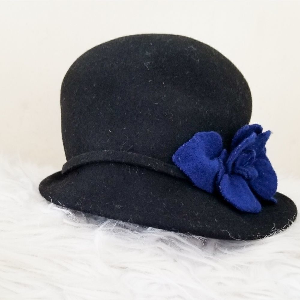 Complit by Marisa vintage style hat